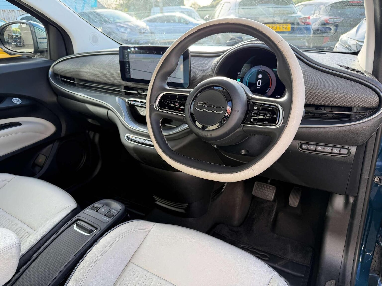 Used Fiat 500 2021 for sale - 78070337: Photo 3