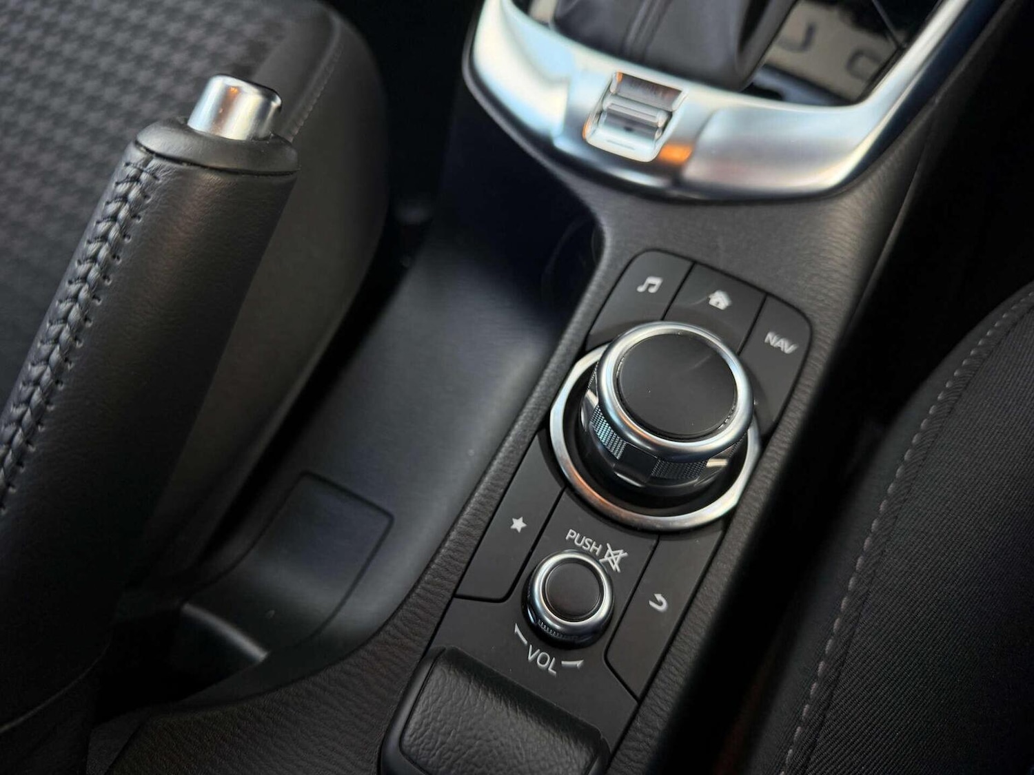 Used Mazda Mazda2 2019 for sale - 76324775: Photo 18