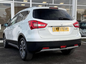 Used Suzuki SX4 S-Cross 2017 for sale - 76951110: Photo