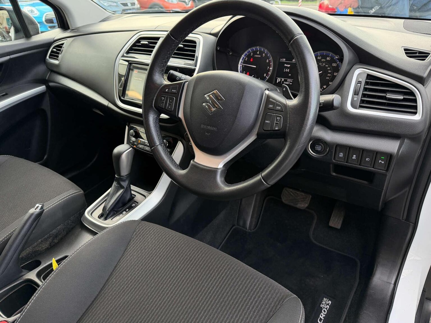 Used Suzuki SX4 S-Cross 2017 for sale - 76951110: Photo 3