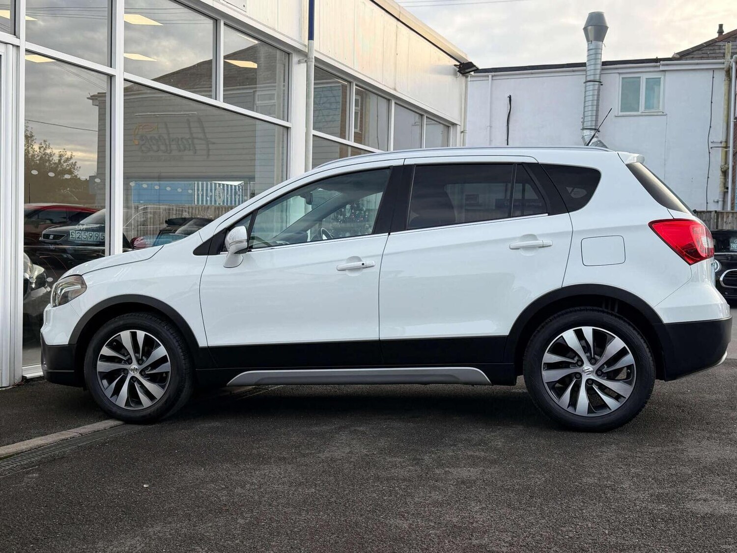 Used Suzuki SX4 S-Cross 2017 for sale - 76951110: Photo 35