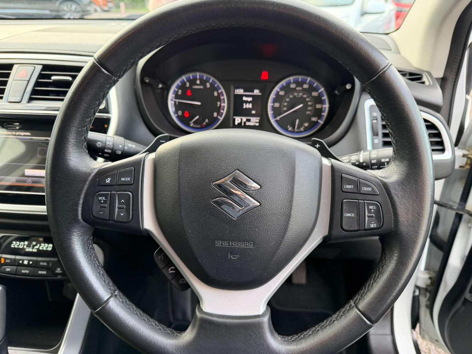 Used Suzuki SX4 S-Cross 2017 for sale - 76951110: Photo 4