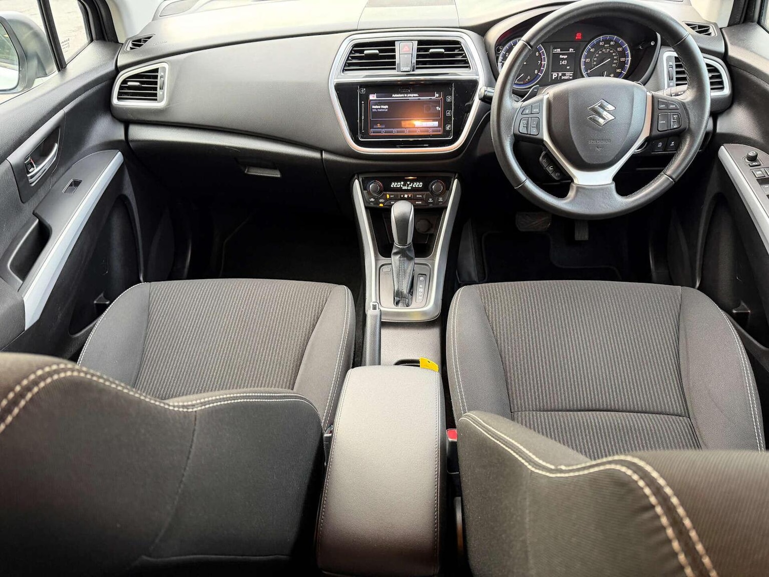 Used Suzuki SX4 S-Cross 2017 for sale - 76951110: Photo 8