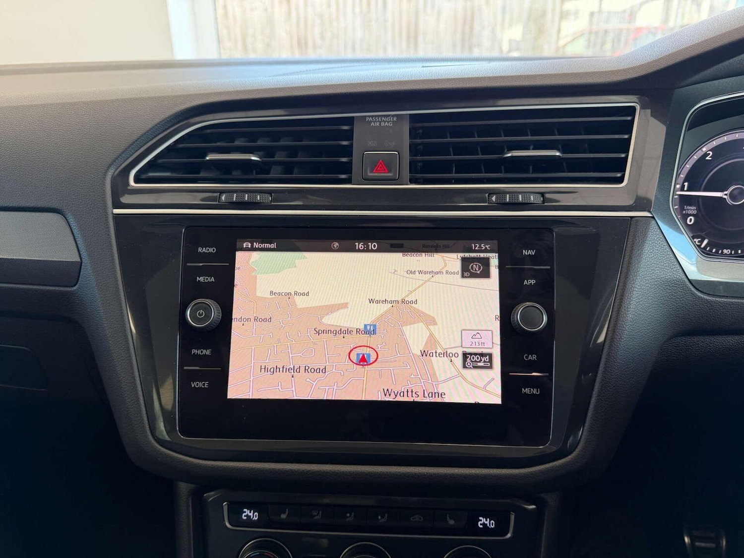 Used Volkswagen Tiguan 2017 for sale - 77836897: Photo 10