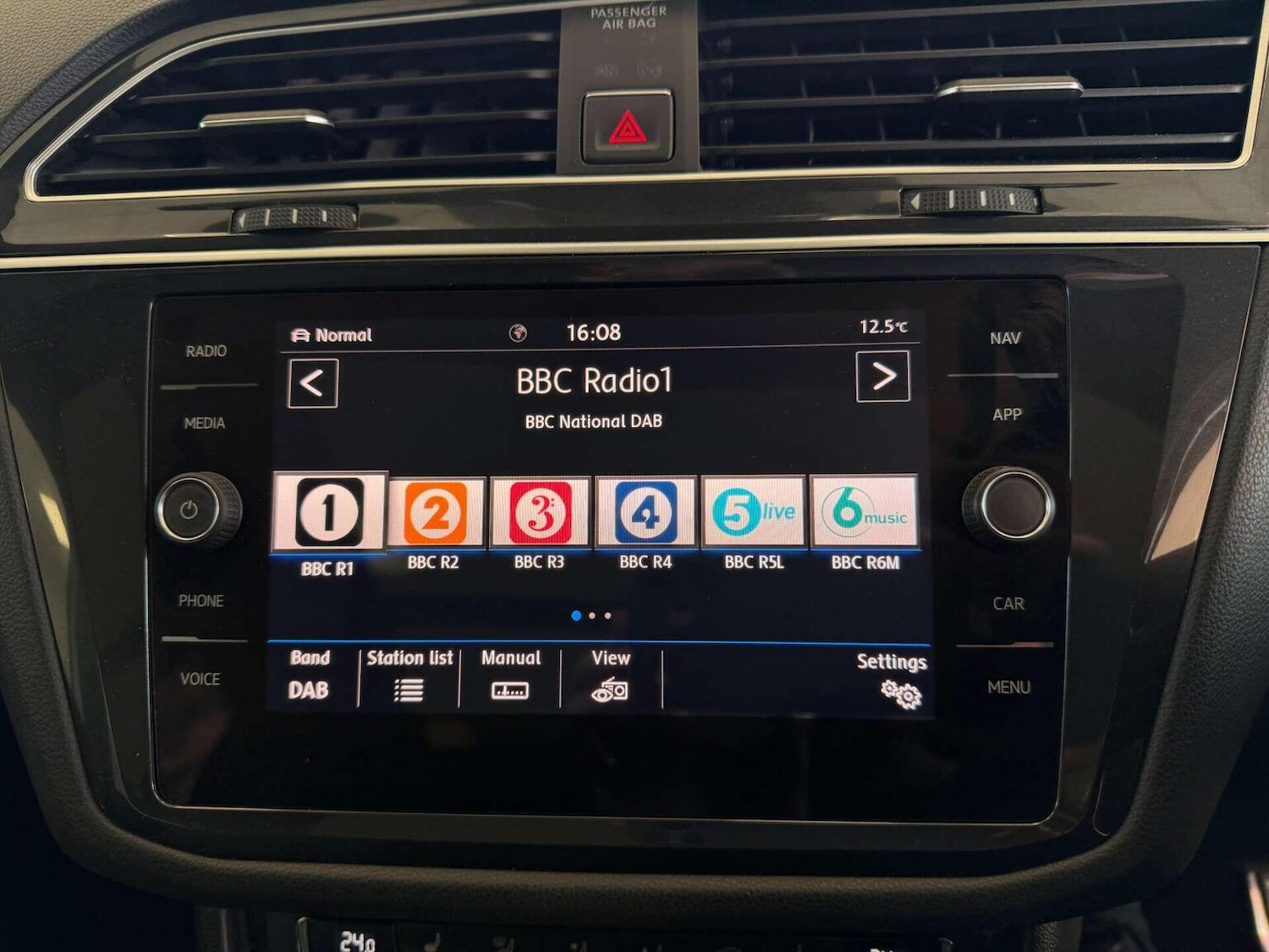 Used Volkswagen Tiguan 2017 for sale - 77836897: Photo 12