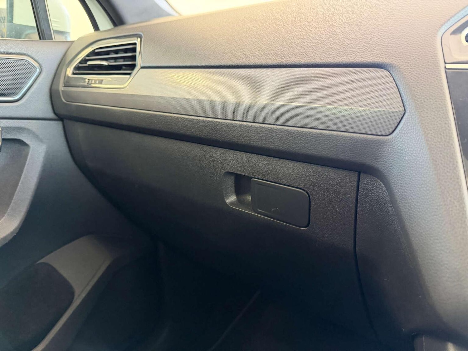 Used Volkswagen Tiguan 2017 for sale - 77836897: Photo 22