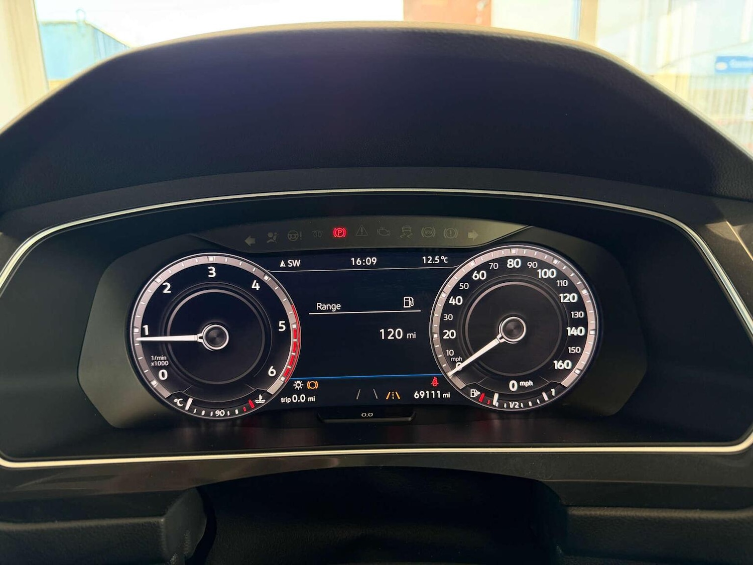 Used Volkswagen Tiguan 2017 for sale - 77836897: Photo 8