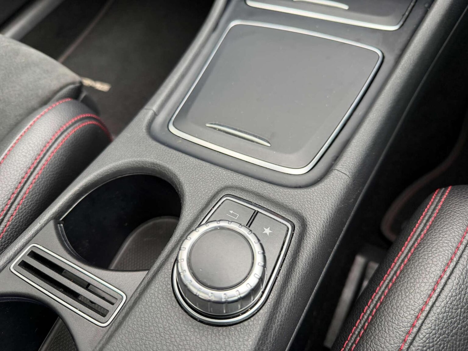 Used Mercedes-Benz GLA 2018 for sale - 77668576: Photo 19