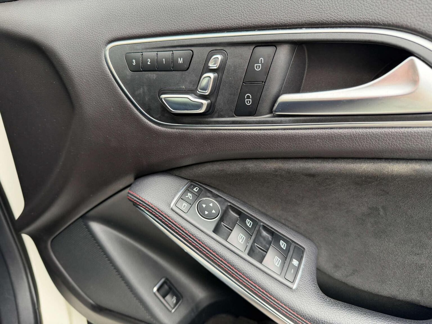 Used Mercedes-Benz GLA 2018 for sale - 77668576: Photo 27