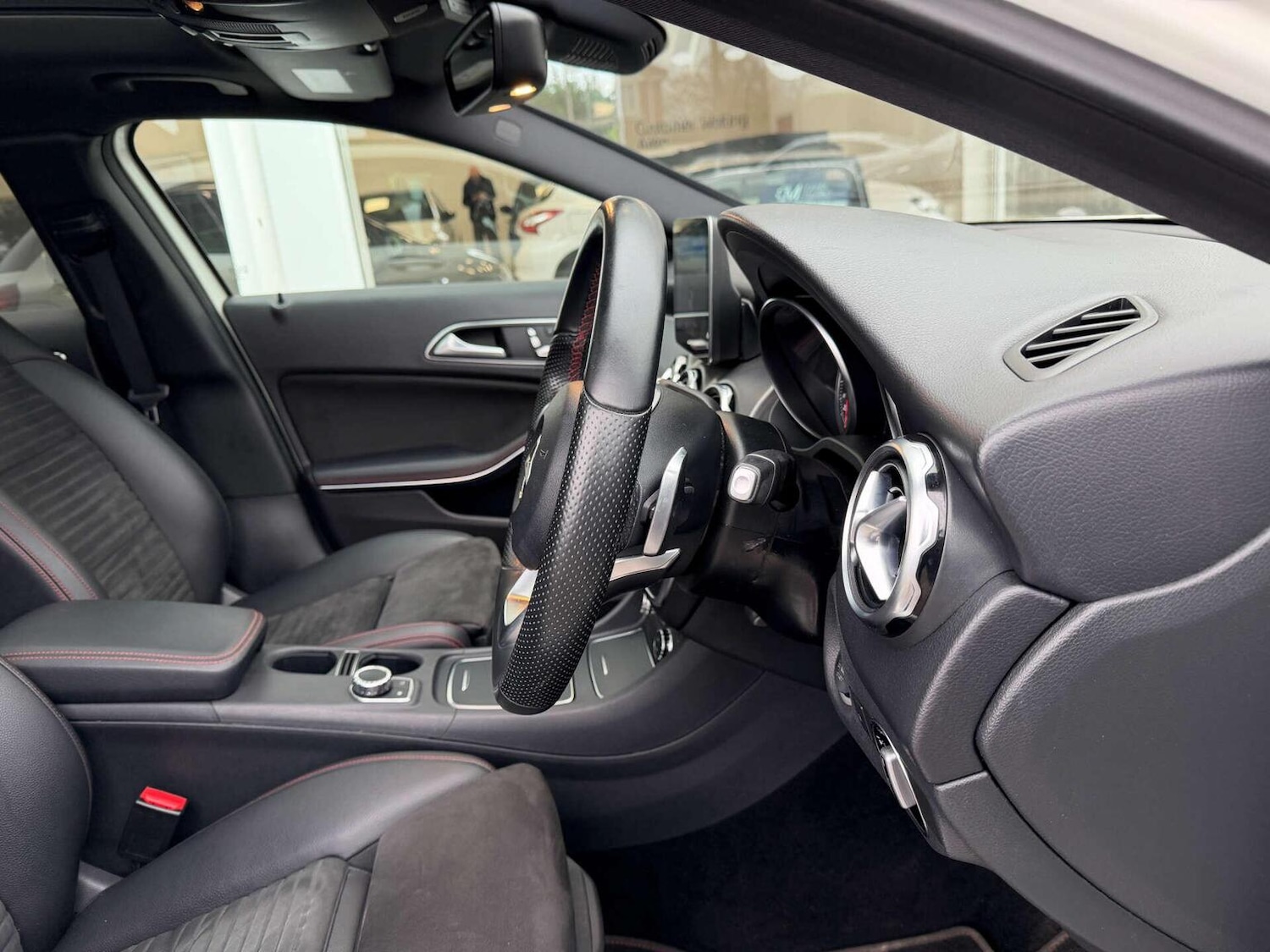 Used Mercedes-Benz GLA 2018 for sale - 77668576: Photo 28