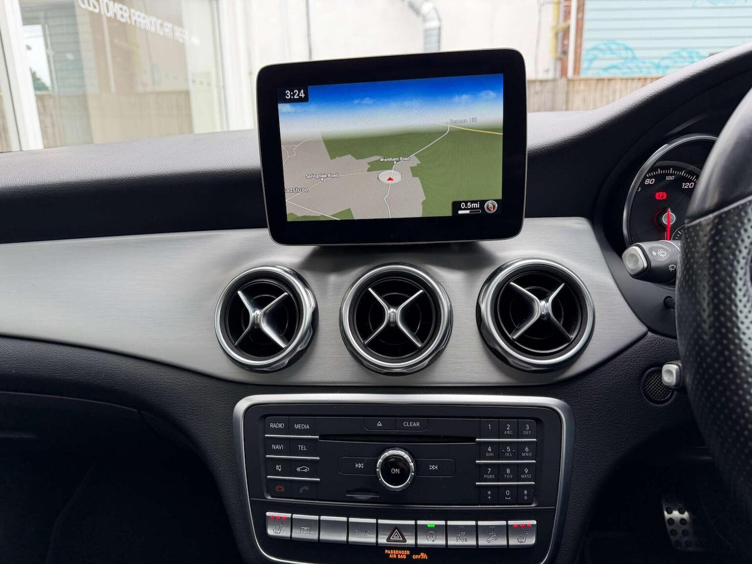 Used Mercedes-Benz GLA 2018 for sale - 77668576: Photo 9