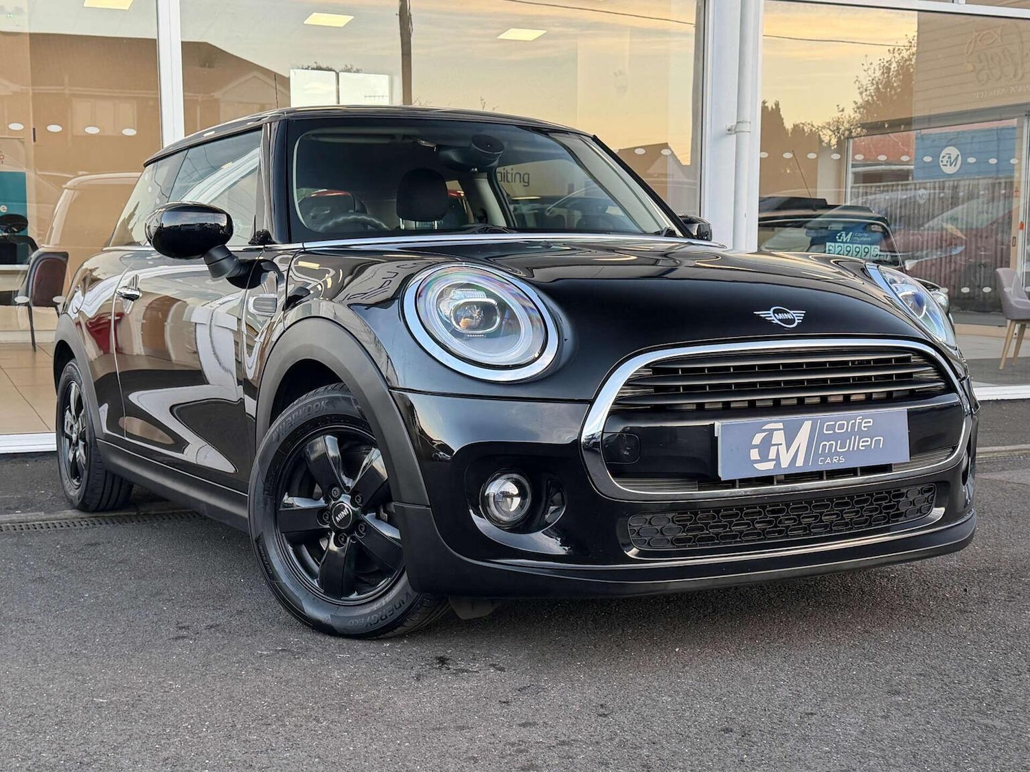 Used MINI Hatch 2020 for sale - 76656035: Photo 1