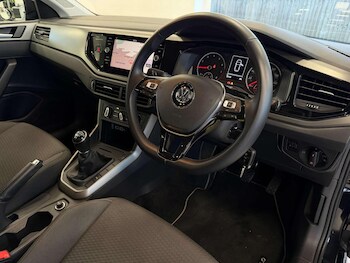 Used Volkswagen Polo 2019 for sale - 77313954: Photo