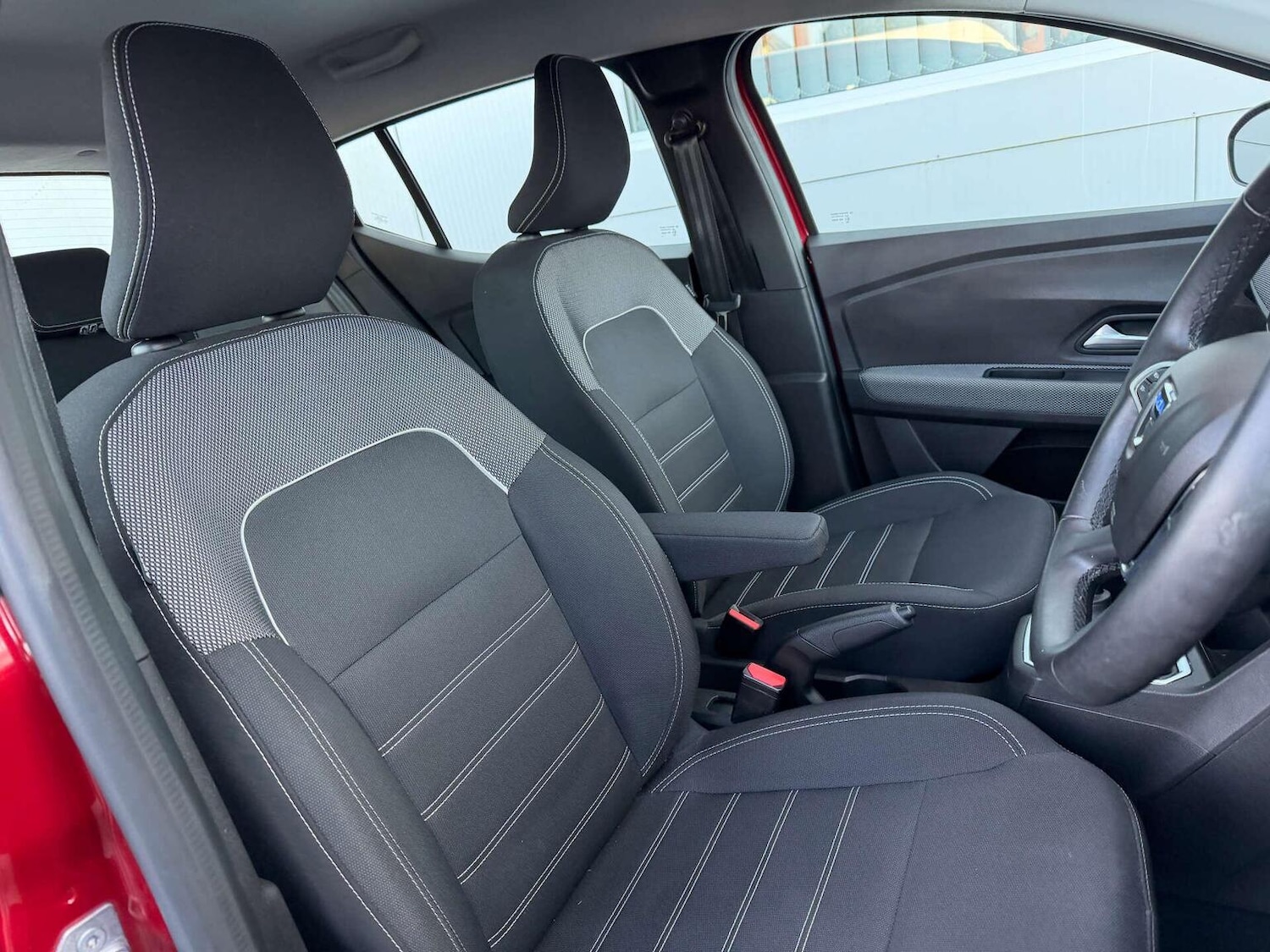 Used Dacia Sandero 2022 for sale - 76974437: Photo 25