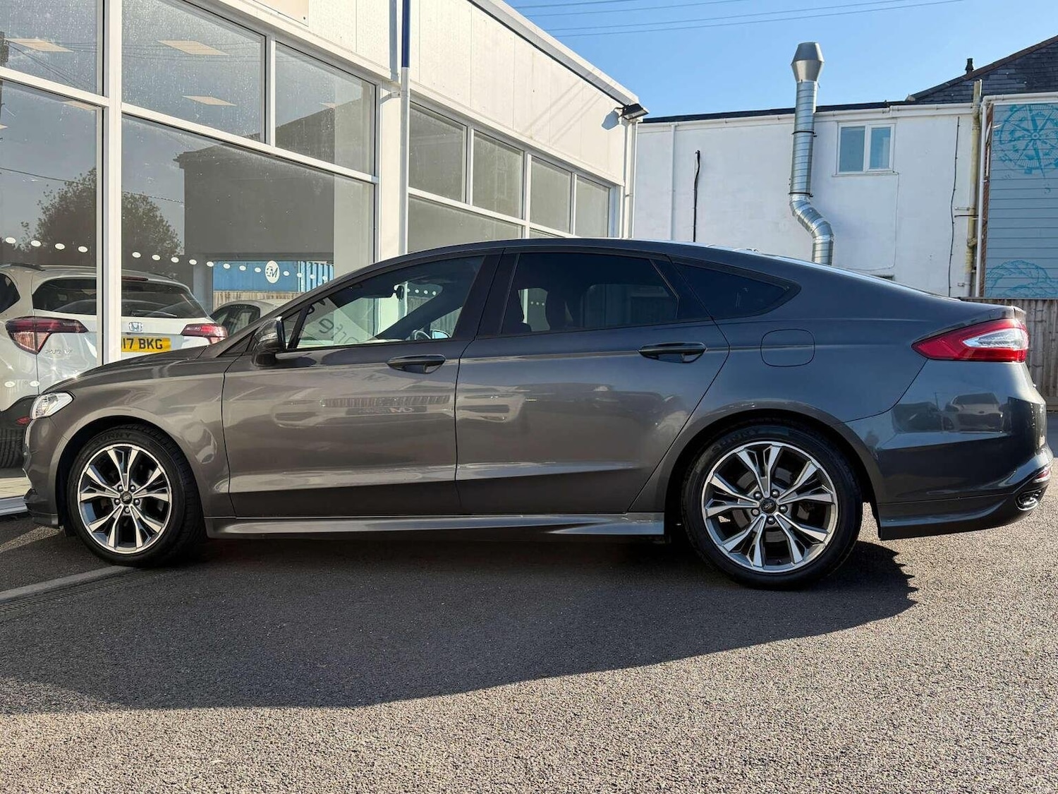 Used Ford Mondeo 2018 for sale - 76848630: Photo 37