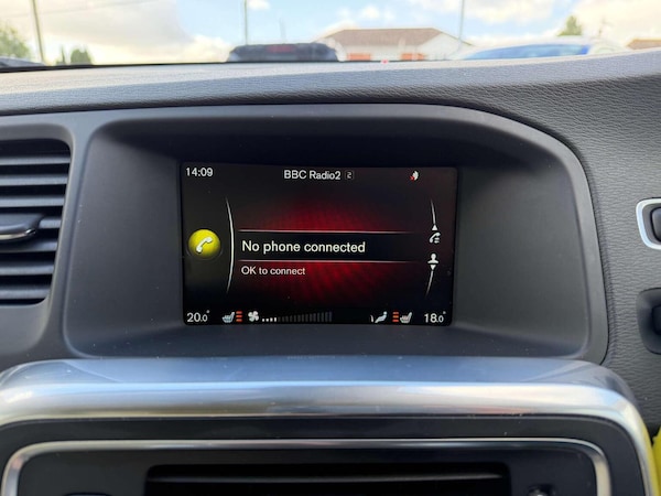 Used Volvo V60 2015 for sale - 76174102: Photo 14