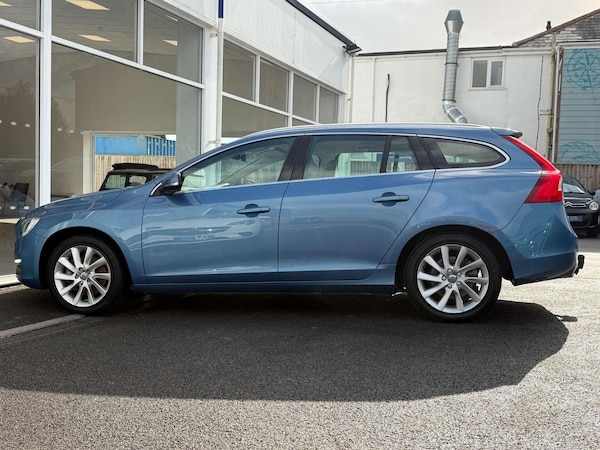 Used Volvo V60 2015 for sale - 76174102: Photo 34