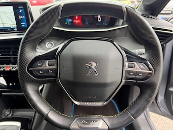 Used Peugeot 208 2021 for sale - 78852630: Photo