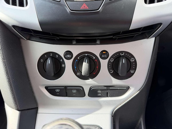 Used Ford Focus 2013 for sale - 76174070: Photo 12