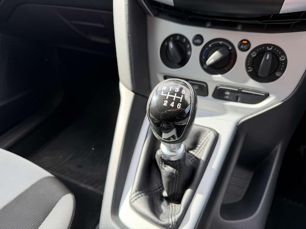 Used Ford Focus 2013 for sale - 76174070: Photo 13