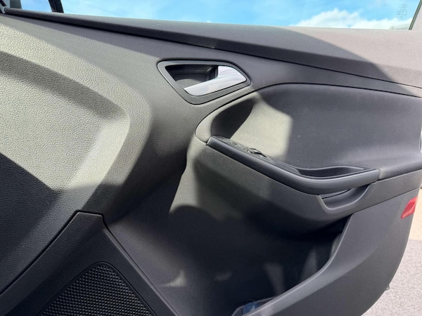 Used Ford Focus 2013 for sale - 76174070: Photo 19