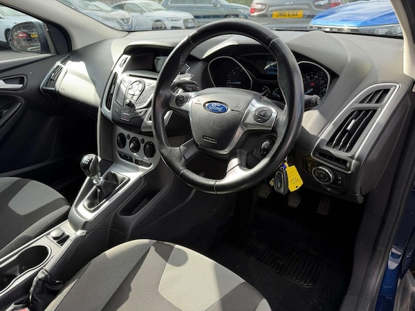 Used Ford Focus 2013 for sale - 76174070: Photo 3