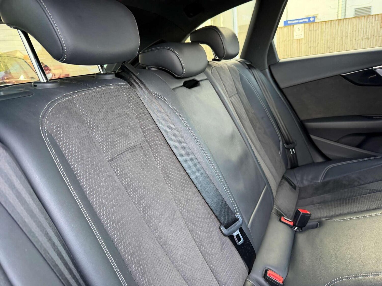 Used Audi A4 2018 for sale - 77409624: Photo 33