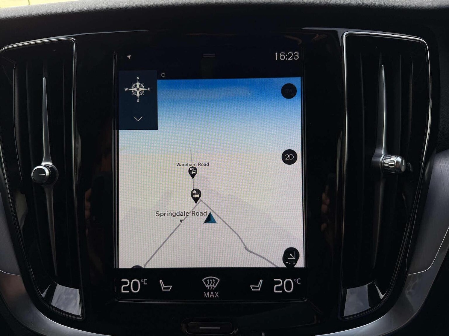 Used Volvo V60 2019 for sale - 76120353: Photo 10