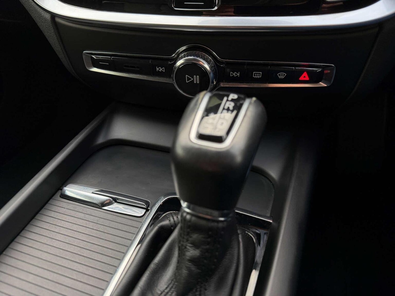 Used Volvo V60 2019 for sale - 76120353: Photo 19