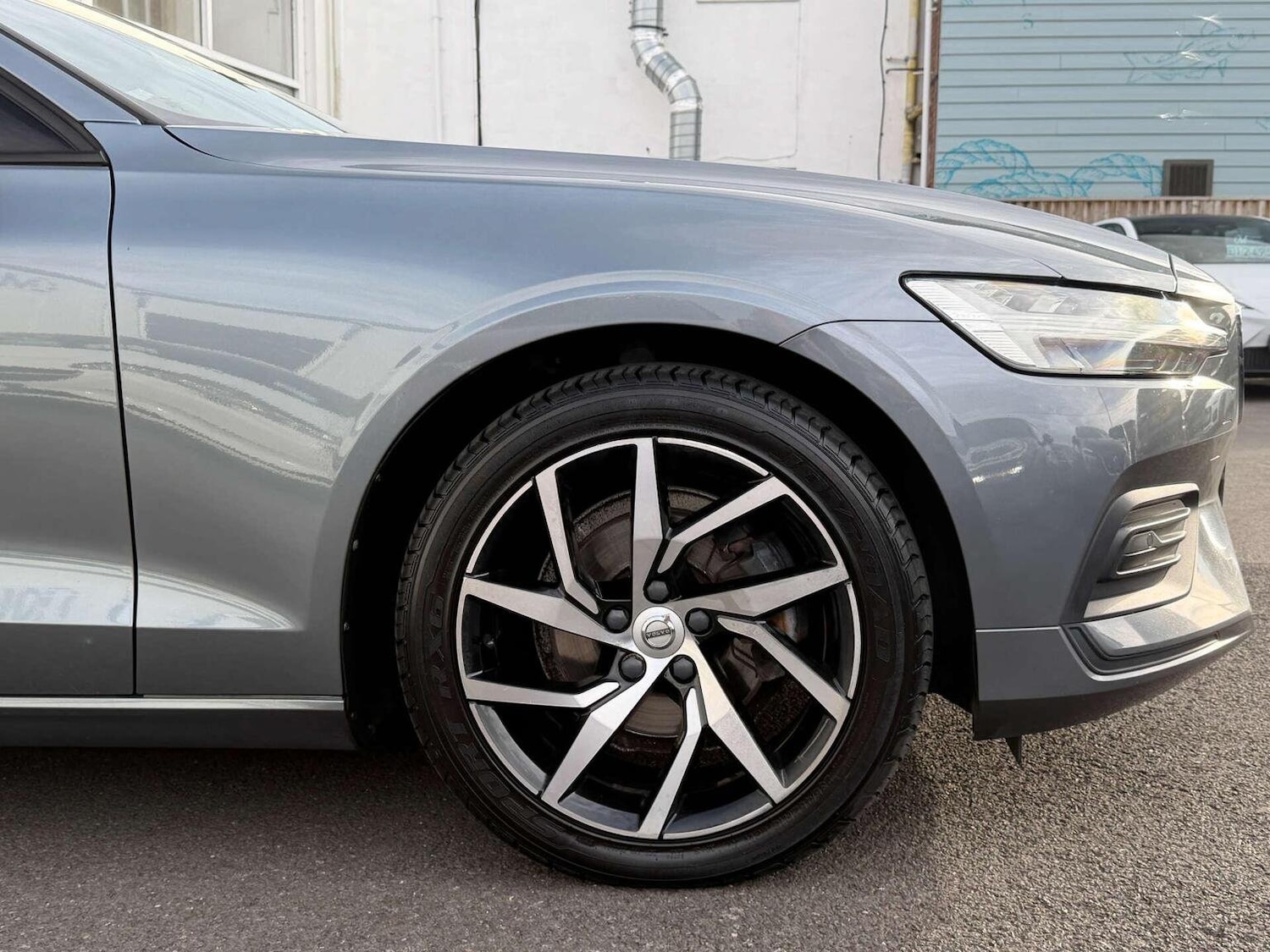 Used Volvo V60 2019 for sale - 76120353: Photo 35