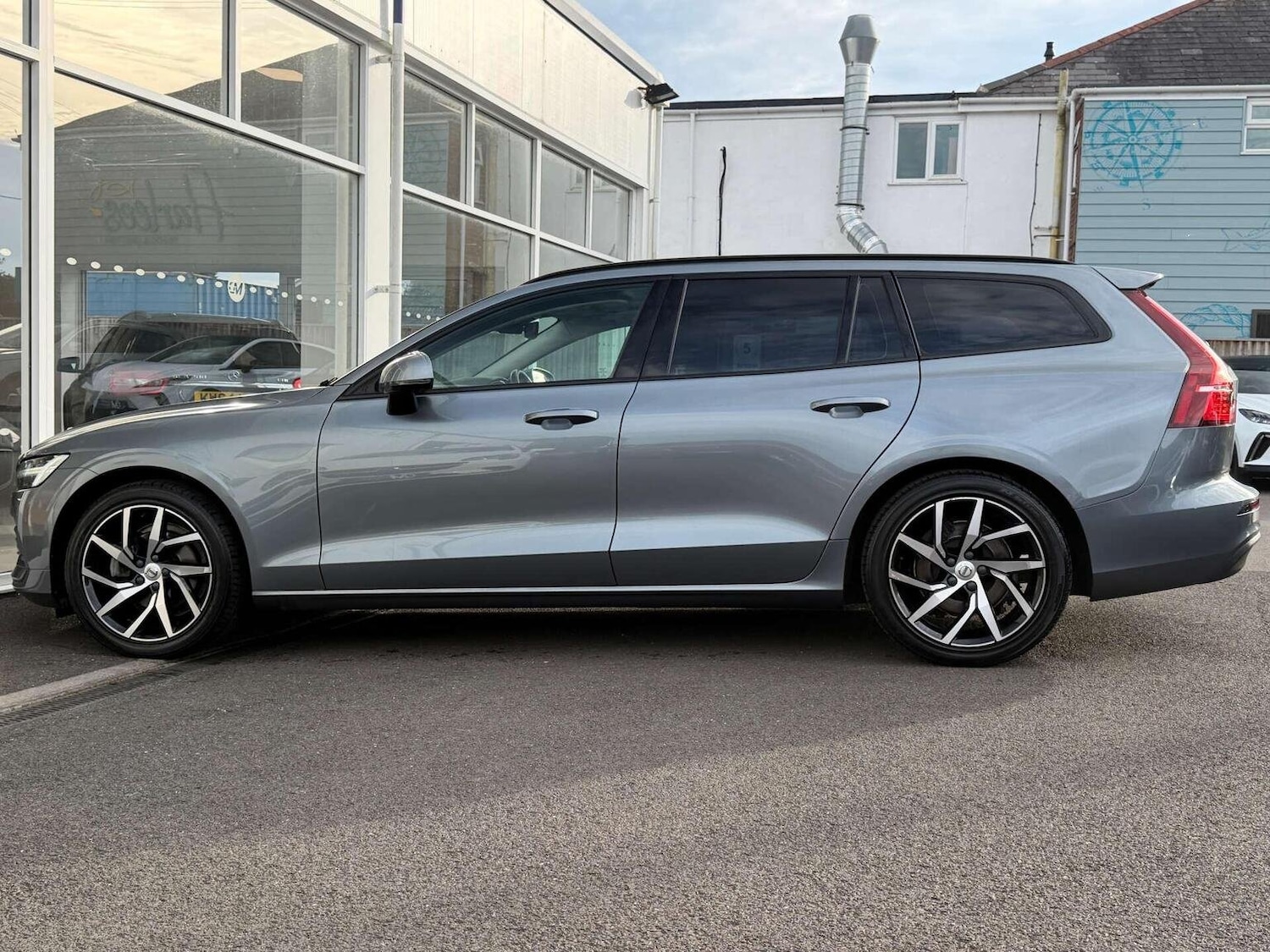 Used Volvo V60 2019 for sale - 76120353: Photo 38
