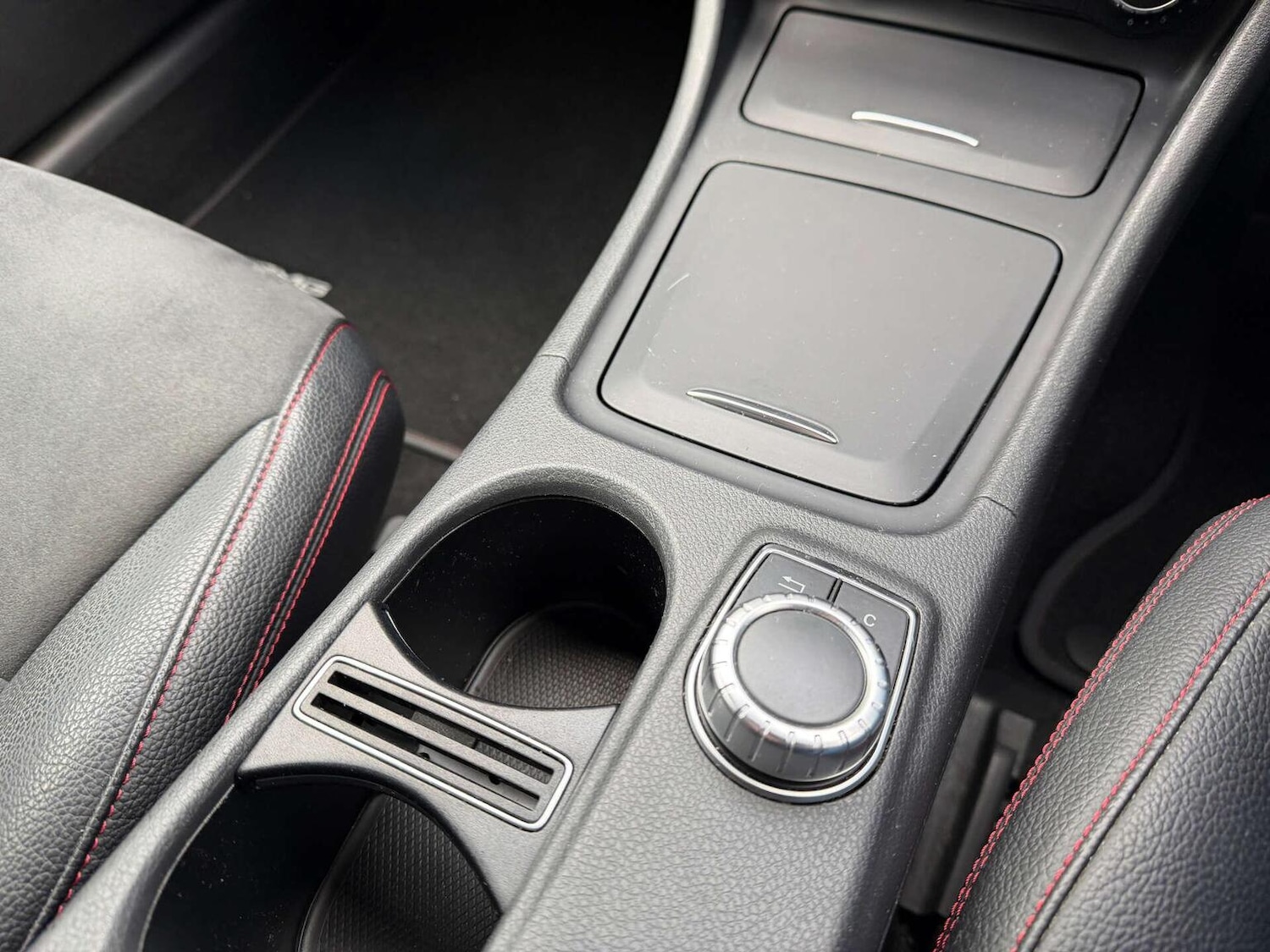 Used Mercedes-Benz A-Class 2014 for sale - 76911079: Photo 14