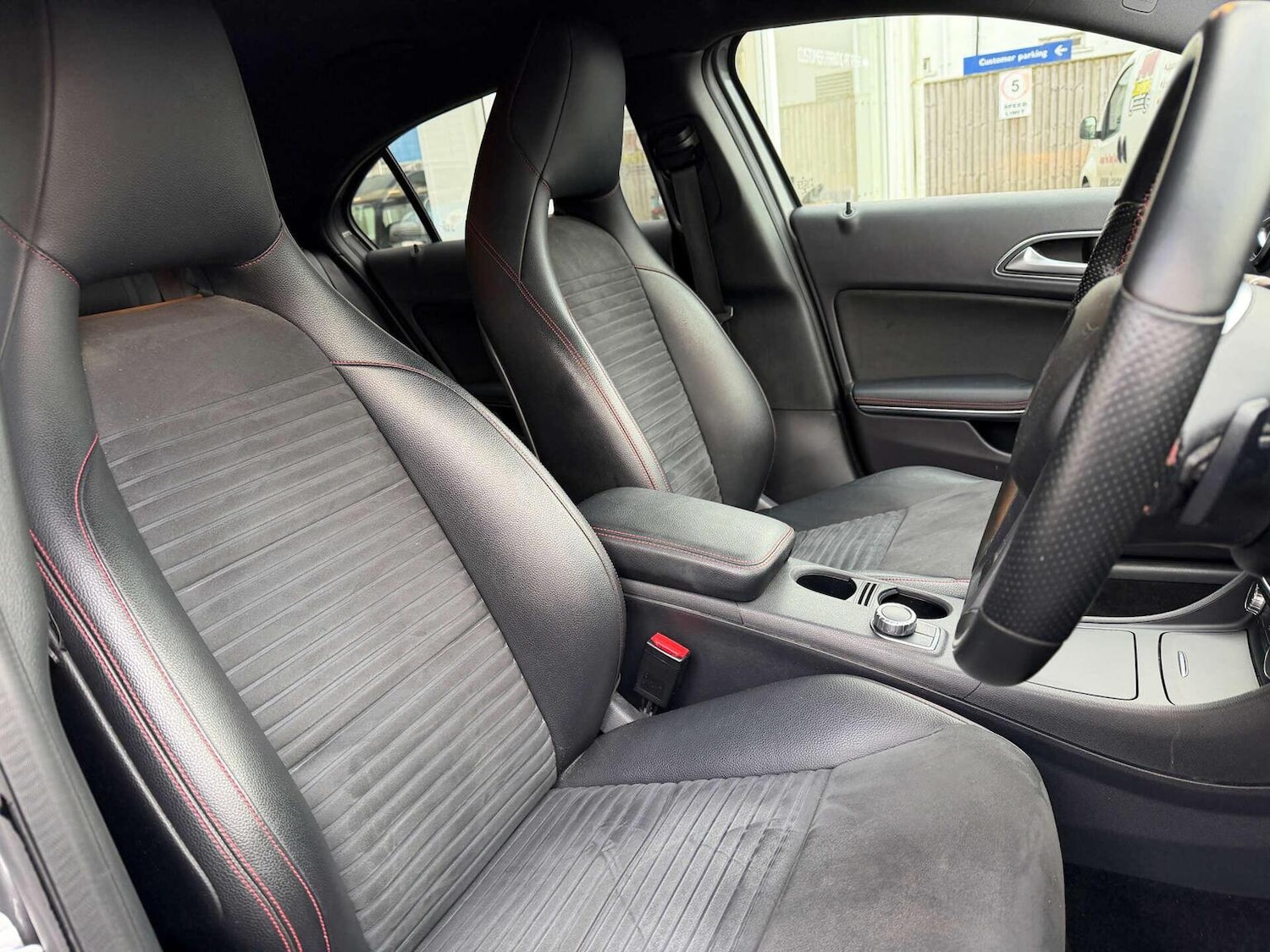 Used Mercedes-Benz A-Class 2014 for sale - 76911079: Photo 23