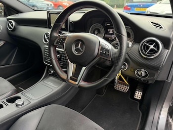 Used Mercedes-Benz A-Class 2014 for sale - 76911079: Photo