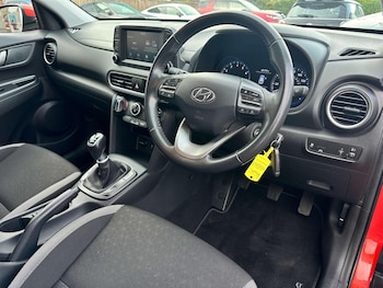 Used Hyundai KONA 2017 for sale - 75740469: Photo