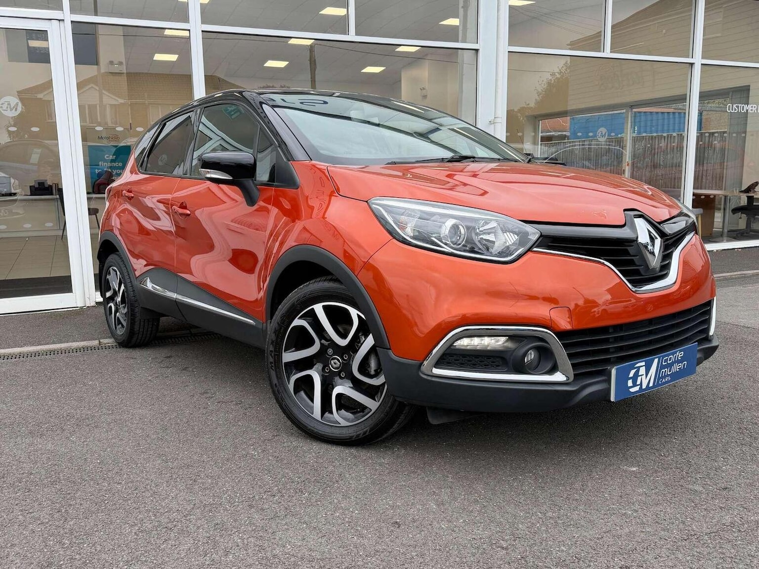 Used Renault Captur 2017 for sale - 76391478: Photo 1