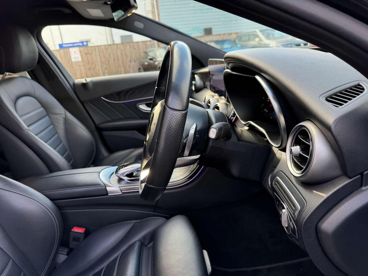 Used Mercedes-Benz C Class 2020 for sale - 76924370: Photo 28