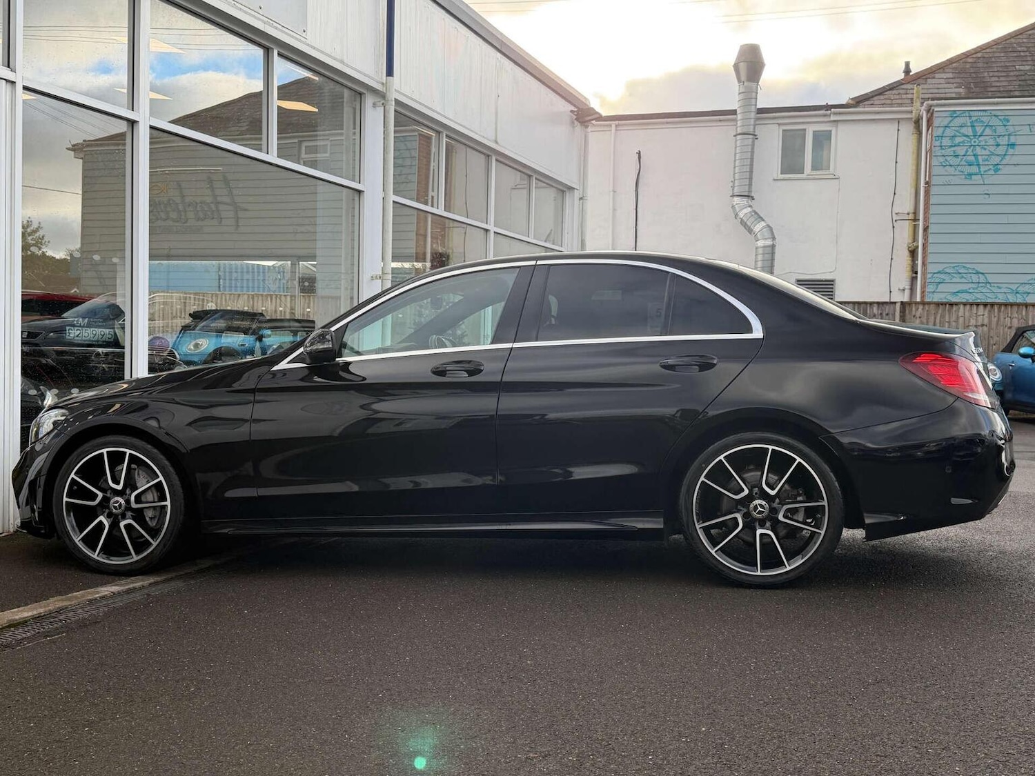 Used Mercedes-Benz C Class 2020 for sale - 76924370: Photo 37