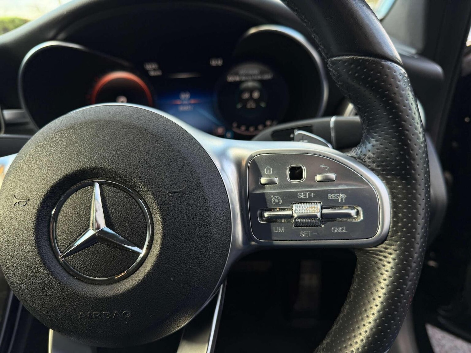 Used Mercedes-Benz C Class 2020 for sale - 76924370: Photo 6