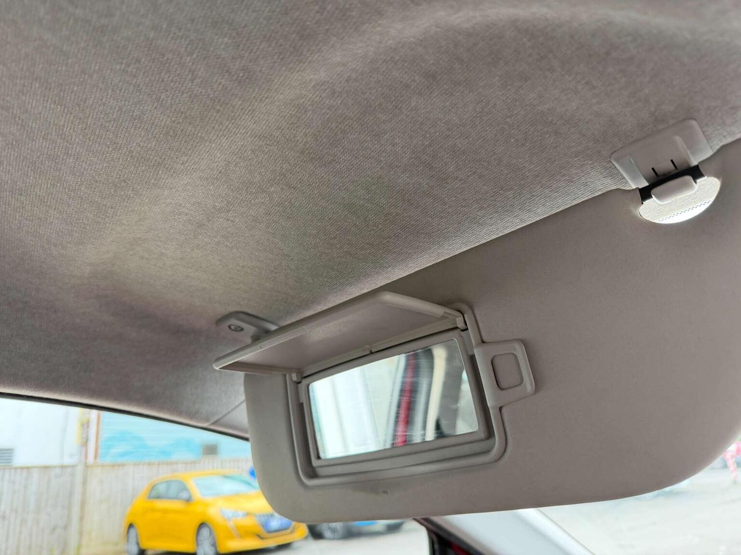 Used Toyota AYGO 2015 for sale - 77548243: Photo 19