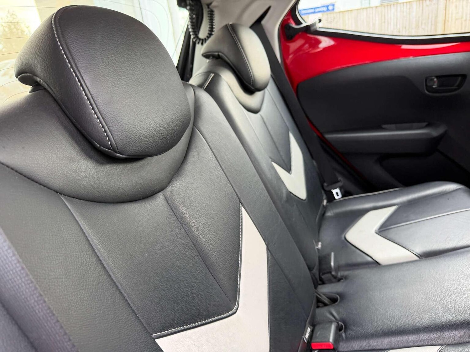 Used Toyota AYGO 2015 for sale - 77548243: Photo 29