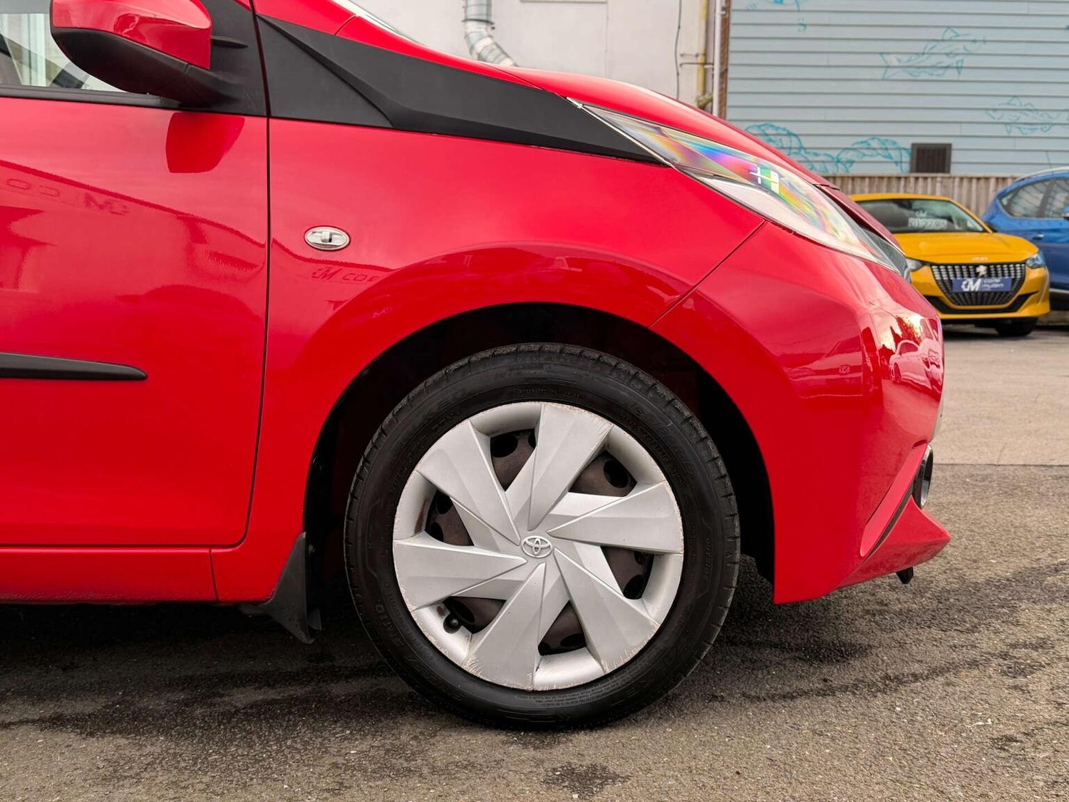 Used Toyota AYGO 2015 for sale - 77548243: Photo 31