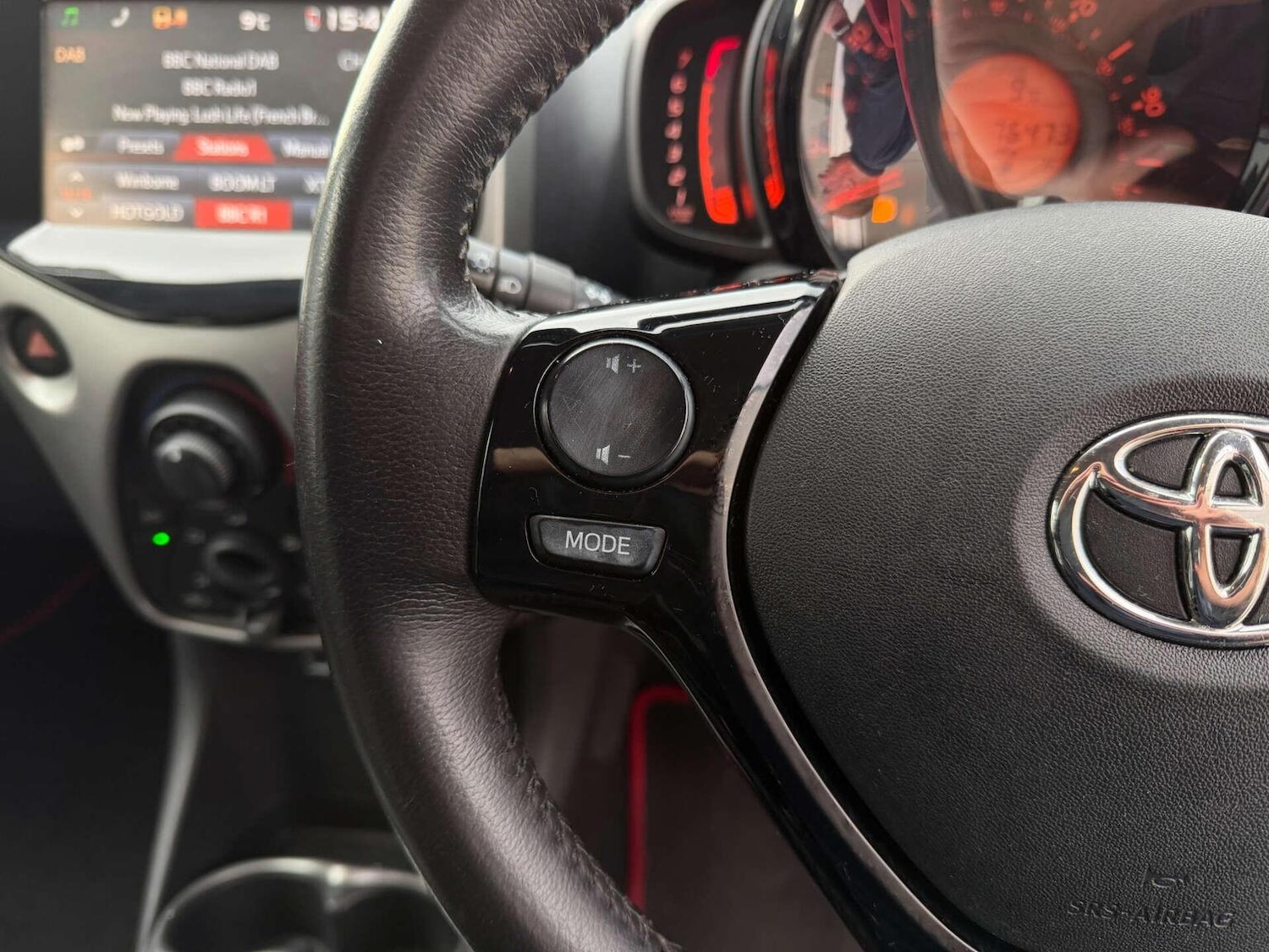 Used Toyota AYGO 2015 for sale - 77548243: Photo 5