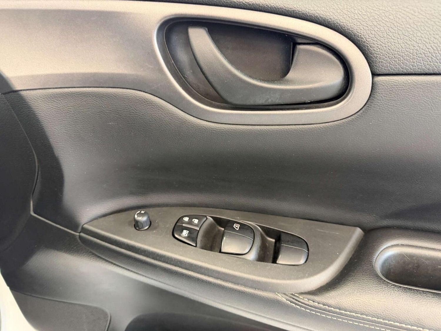 Used Nissan Pulsar 2015 for sale - 77681779: Photo 19