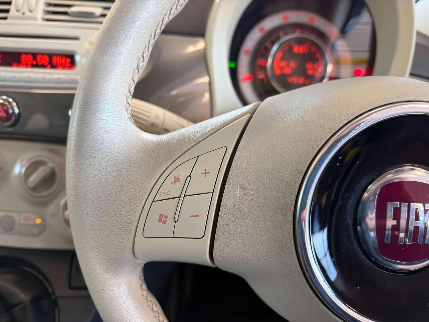 Used Fiat 500 2012 for sale - 76741282: Photo 5