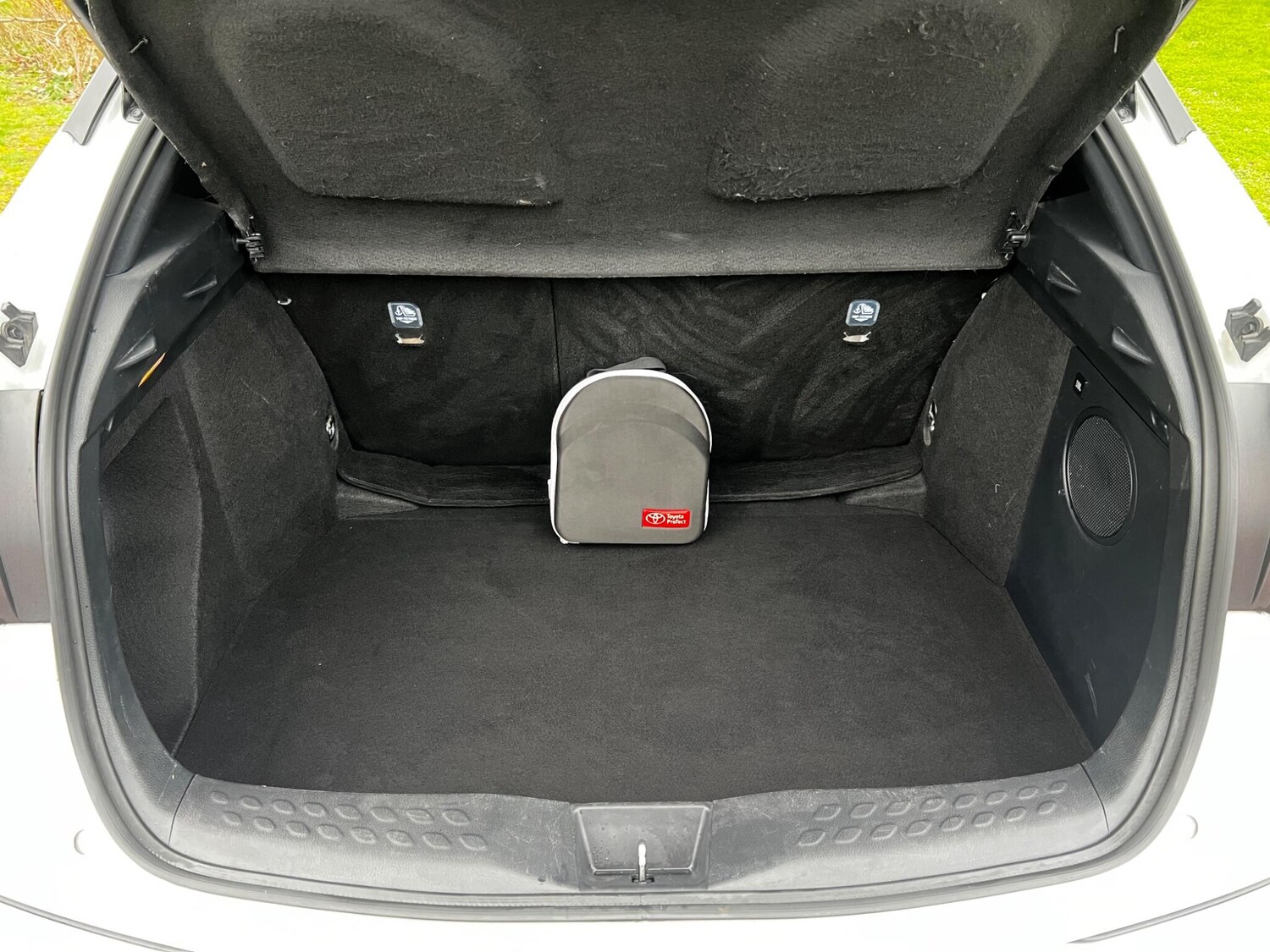 Used Toyota C-HR 2022 for sale - 78108589: Photo 12