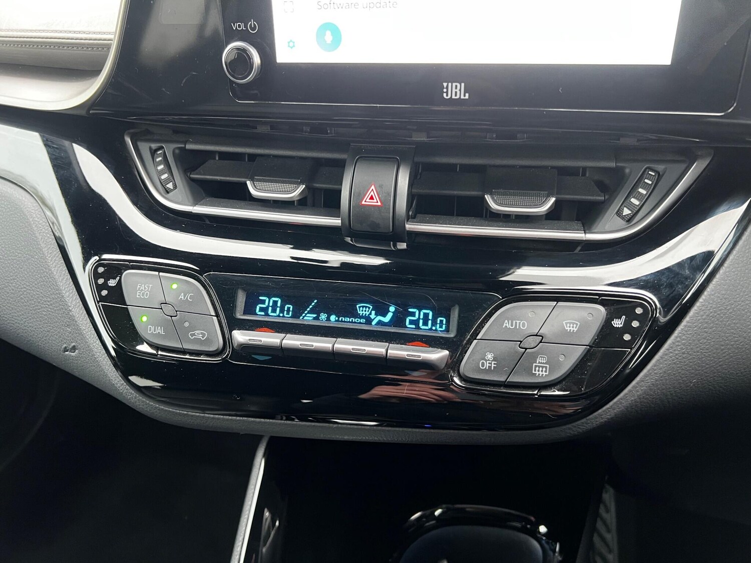 Used Toyota C-HR 2022 for sale - 78108589: Photo 27