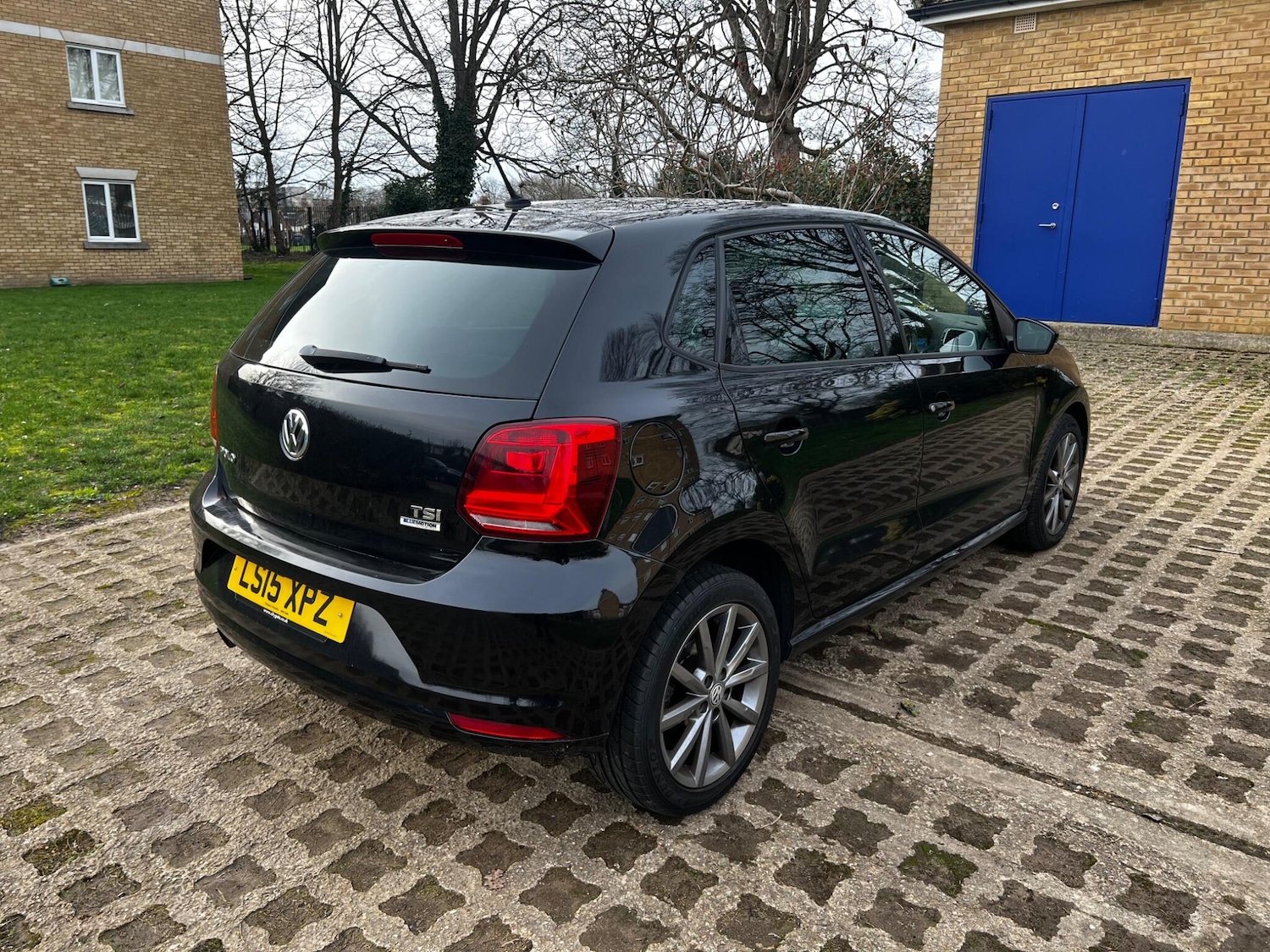 Used Volkswagen Polo 2015 for sale - 78108540: Photo 2