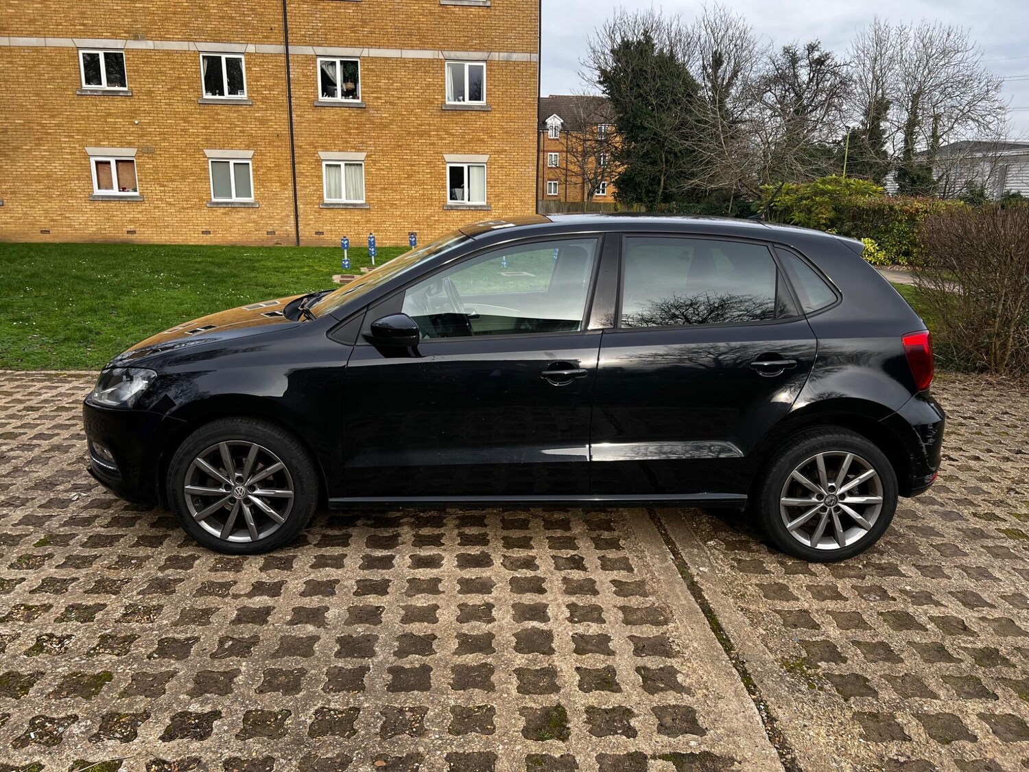 Used Volkswagen Polo 2015 for sale - 78108540: Photo 6