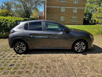Used Peugeot 208 2023 for sale - 78381528: Photo